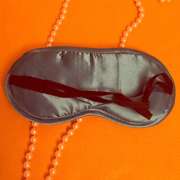 👸🏻ONLY ONE! Eye Lashes Sleep Mask👸🏻 - Picture 8 of 8